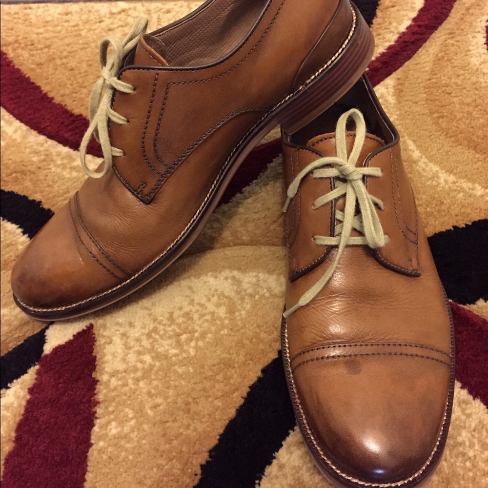Johnston & Murphy cap toed men's
